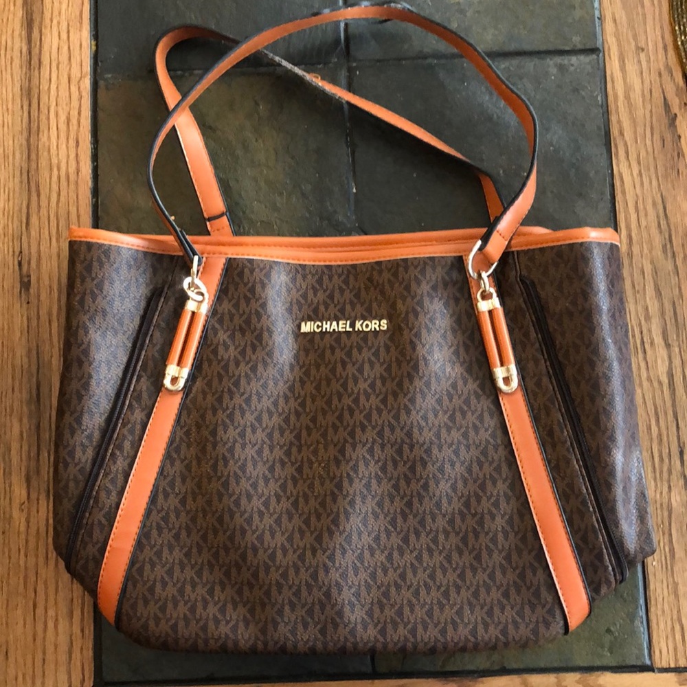 Michael Kors purse